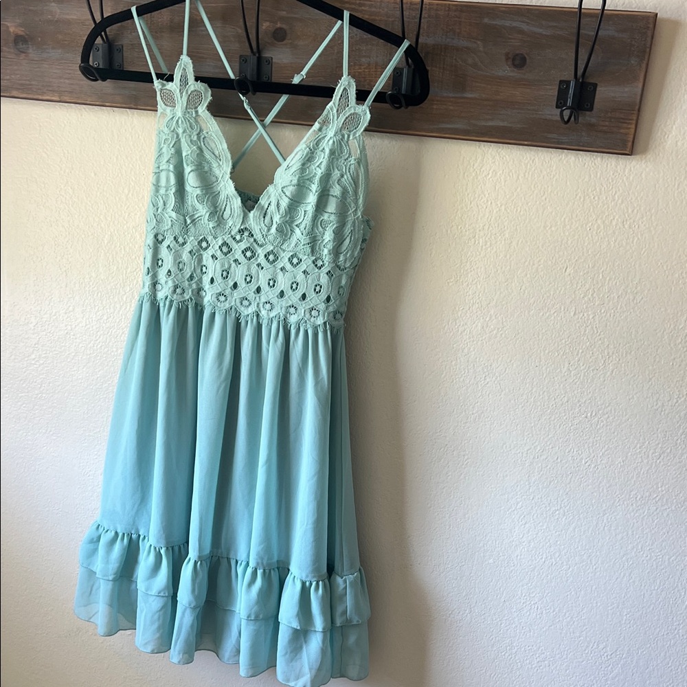 Love Tree Mint Green Lace Bodice Spaghetti Strap Dress
